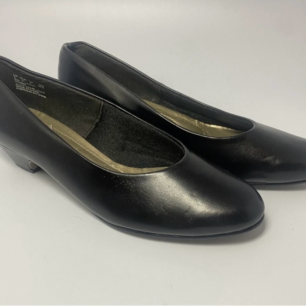 Life Stride Size 9 Dress Shoes Black